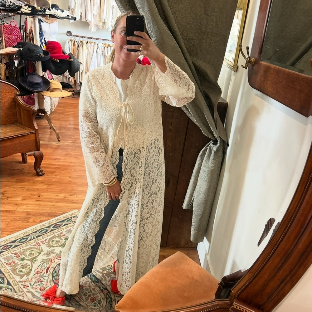 Vintage 1950s Handmade Lace Kimono Robe
